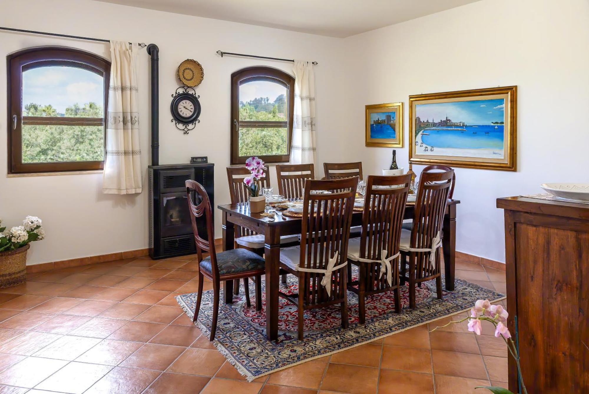 Villa Saige , Piscina Con Idromassaggio Alghero Luaran gambar